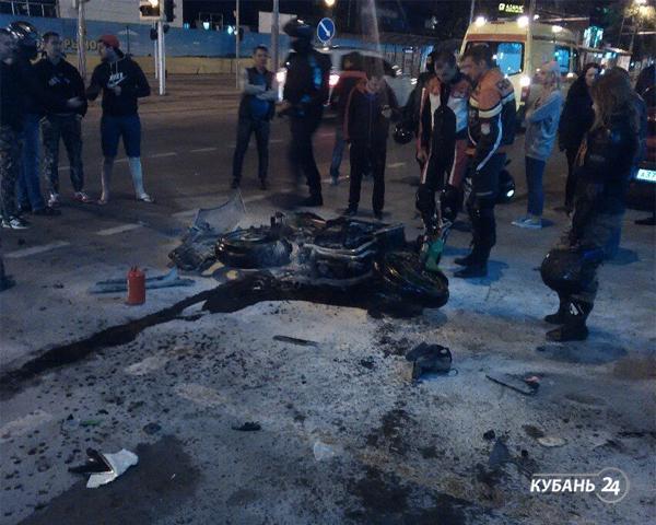 «Факты. Происшествия»: в Краснодаре мотоциклист попал в ДТП, на границе с Абхазией задержали перебежчиков, нелегалы работали на вещевом рынке Краснодара