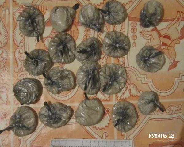 «Факты. Происшествия»: килограмм героина нашли в Краснодаре, на Кубани будут судить взломщиков банкоматов, в Армавире изъяли тонну контрафактного алкоголя