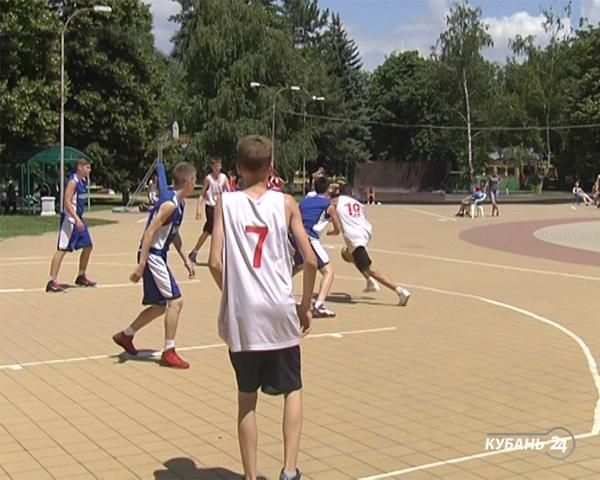 «Факты. Спорт»: Шарапова прошла в третий круг Уимблдона, в Тимашевске прошел турнир по стритболу, ФК «Кубань» подписал контракт с Ткачевым