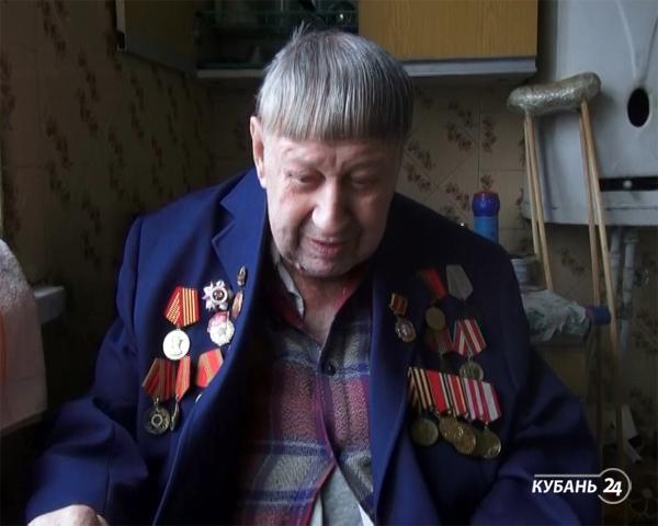 «Факты 24»: в Краснодаре еще один ветеран стал жертвой грабителей, в Ленинградском районе перевернулся автобус с рабочими