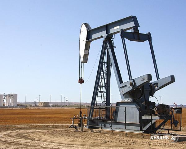 «Деловые факты»: удар по нефтедолларам