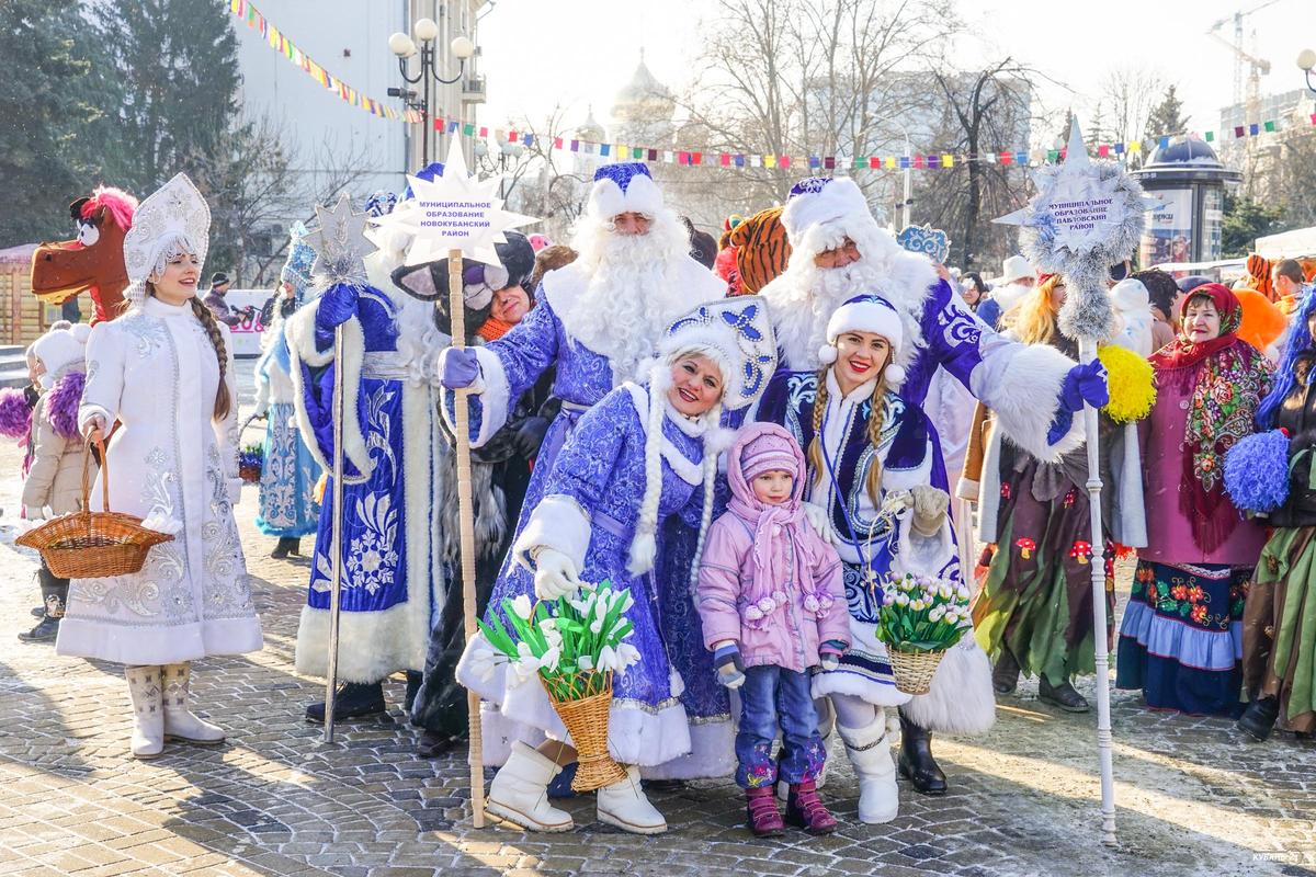 Большое новогоднее шествие в Краснодаре