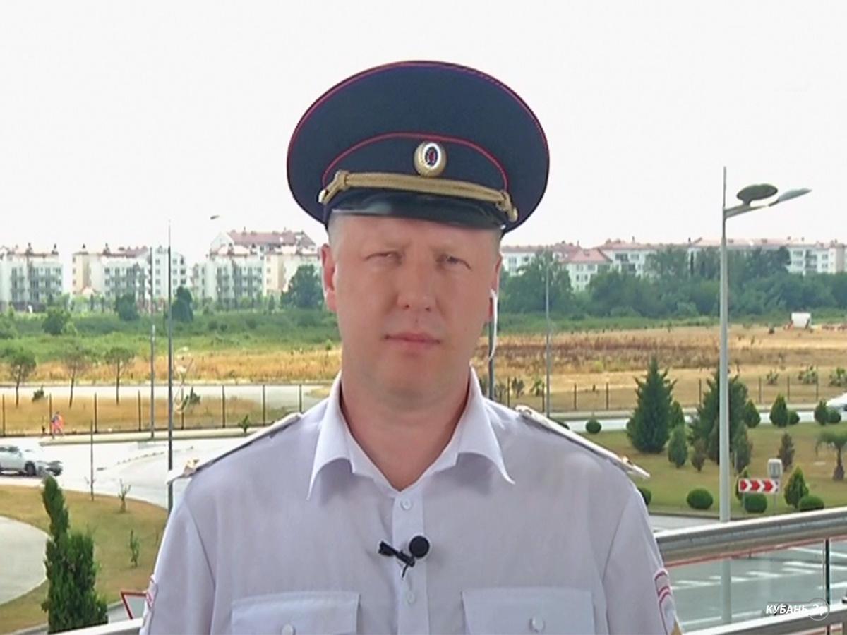 Командир полка ДПС Сергей Бисков: казаки помогают регулировать движение