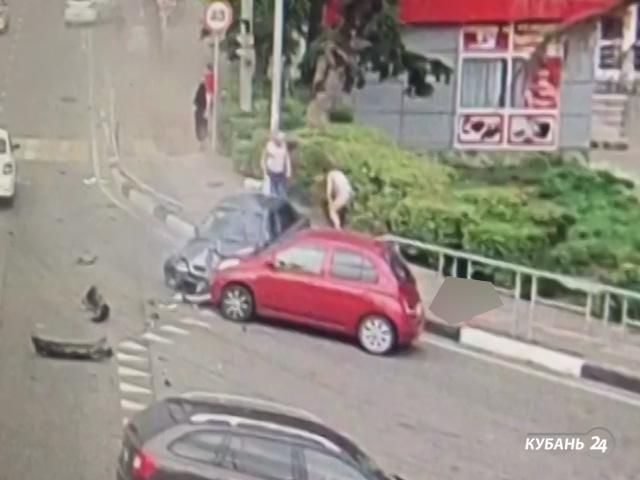 «Факты 24»: в Сочи водитель уснул за рулем и сбил четырех пешеходов, в Краснодаре обсудили изменения в законе о долевом строительстве
