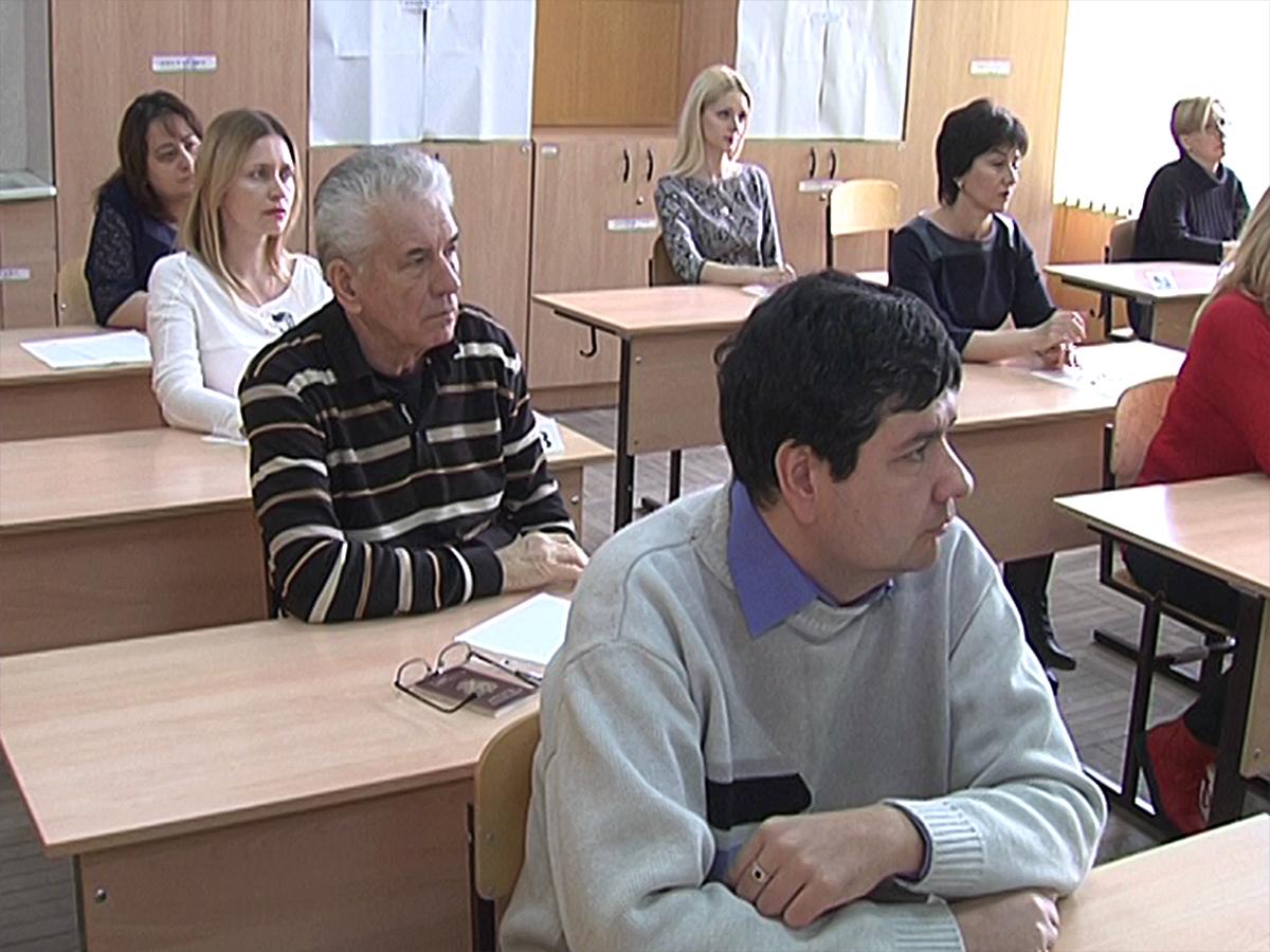 На Кубани родители старшеклассников сдали ЕГЭ по русскому языку