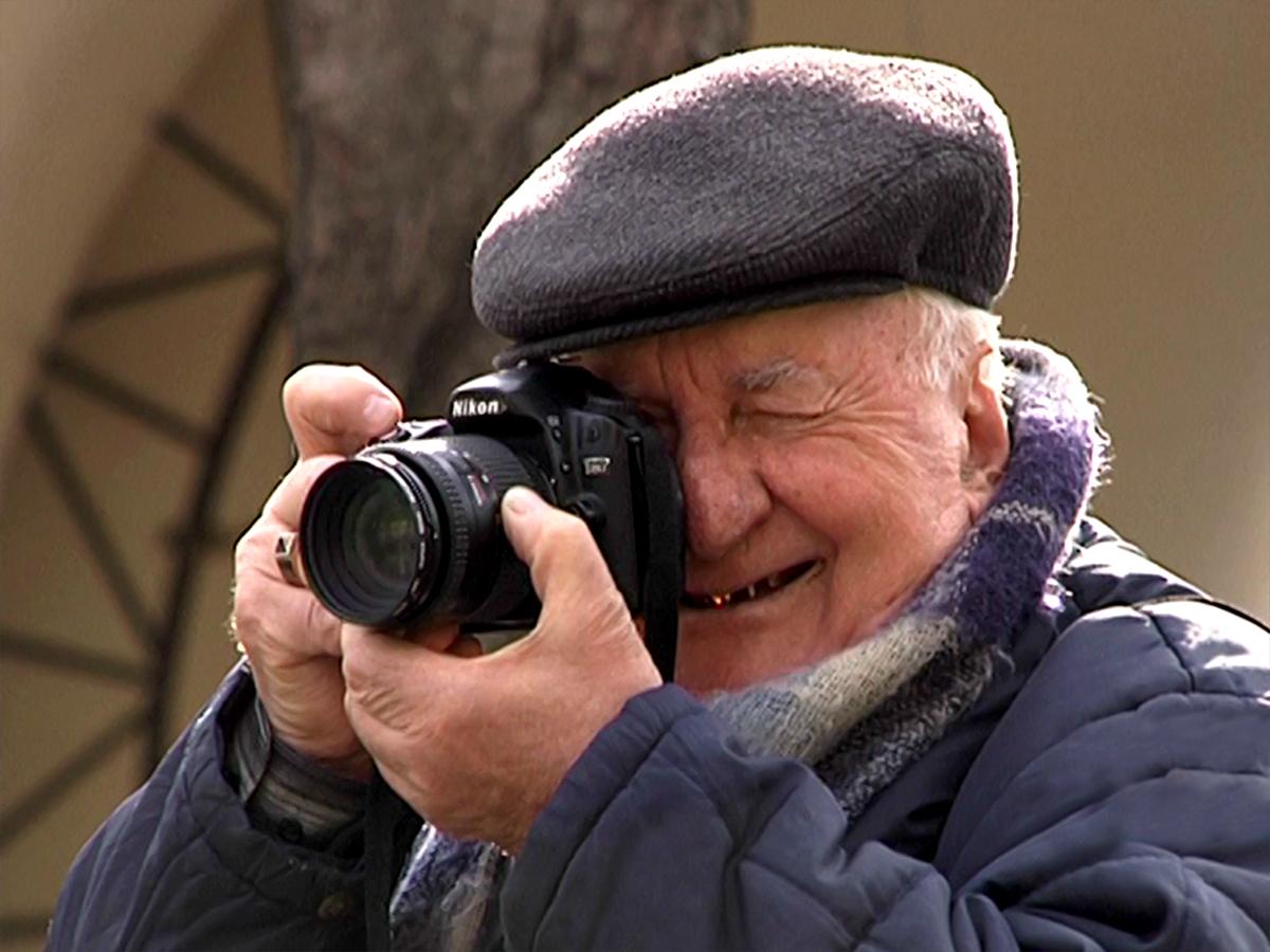 Спецрепортаж: 55 лет творческой деятельности фотографа Петра Янеля
