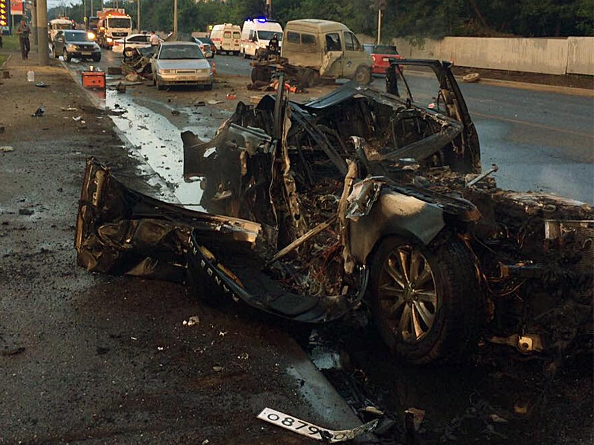 Стали известны подробности аварии с пятью дорожниками в Краснодаре