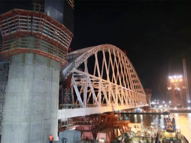 Строители подвели двухлетние итоги возведения Крымского моста