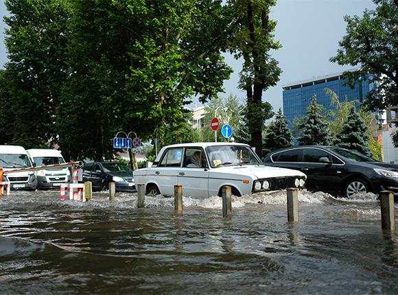 По всему краю сотрудники МЧС продлили экстренное предупреждение