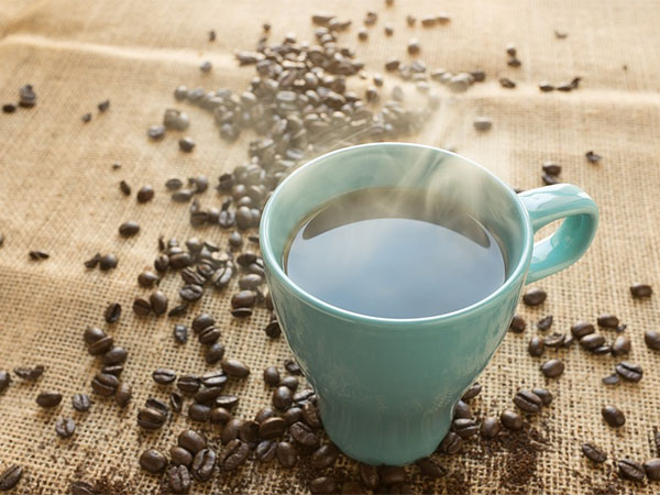 Ученые: кофе может вызвать мигрень у тех, кто редко его пьет
