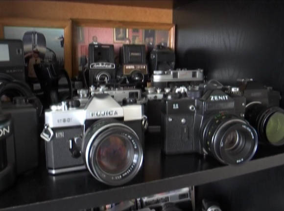 Житель станицы Каневской собрал коллекцию пленочных фотоаппаратов
