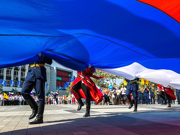 Как в Краснодаре проходит празднование Дня Государственного флага РФ