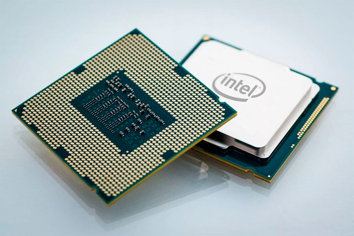 Intel начнет устанавливать парализованным людям киберимпланты