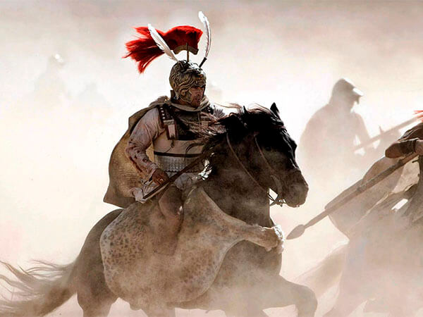 Пил как конь: ученые выяснили, от чего умер Александр Македонский