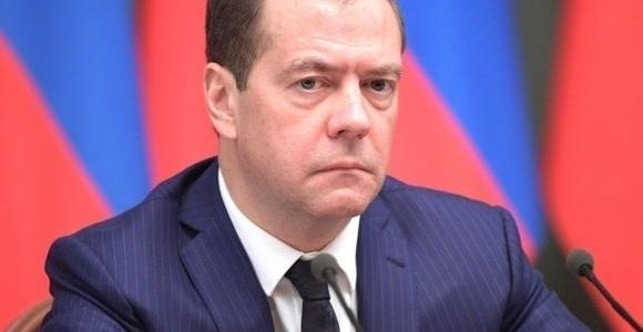 Медведев ответил на слова Зеленского о необходимости превентивных ядерных ударов по России