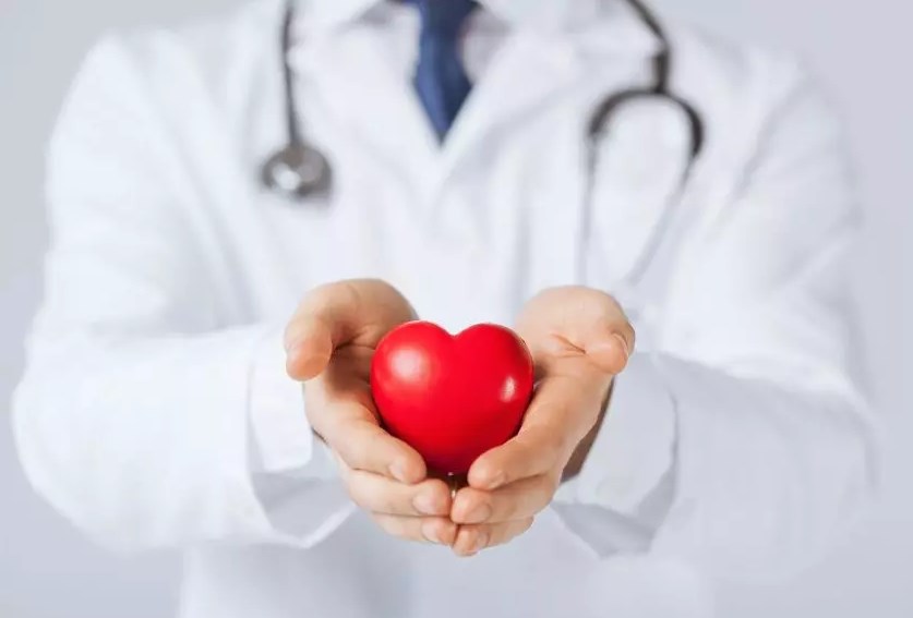 Ложная тревога: 5 способов узнать, что что боль в груди не связана с сердцем