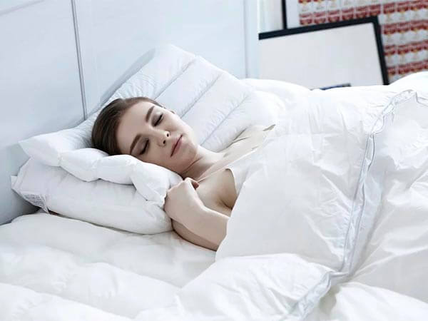 Полезно ли для здоровья спать днем?