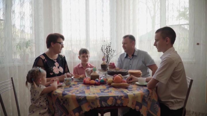 Жители Краснодарского края встретили Пасху в новом формате
