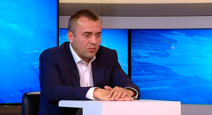 Александр Грачев: масочный режим в общественном транспорте пока сохранен