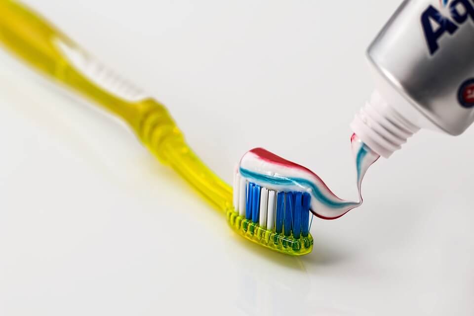 Нерегулярная чистка зубов приводит к развитию онкологии