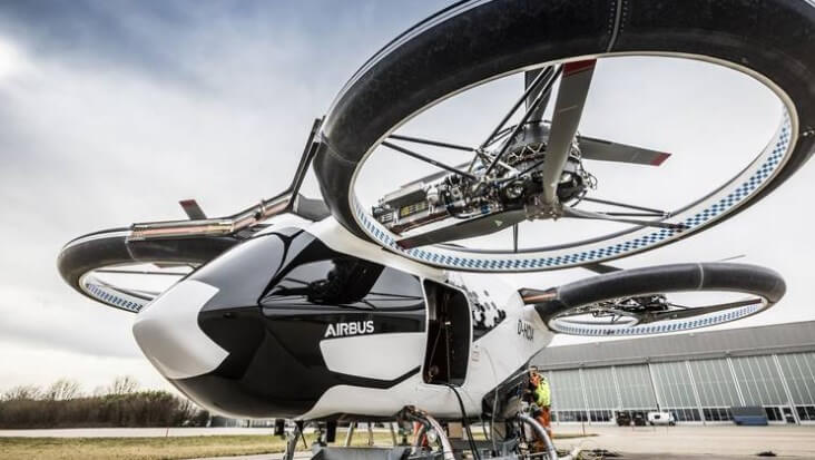 Будущее наступило: в Германии представили беспилотное летающее такси