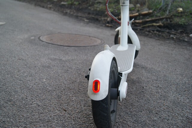 electric-scooter-4984049_640