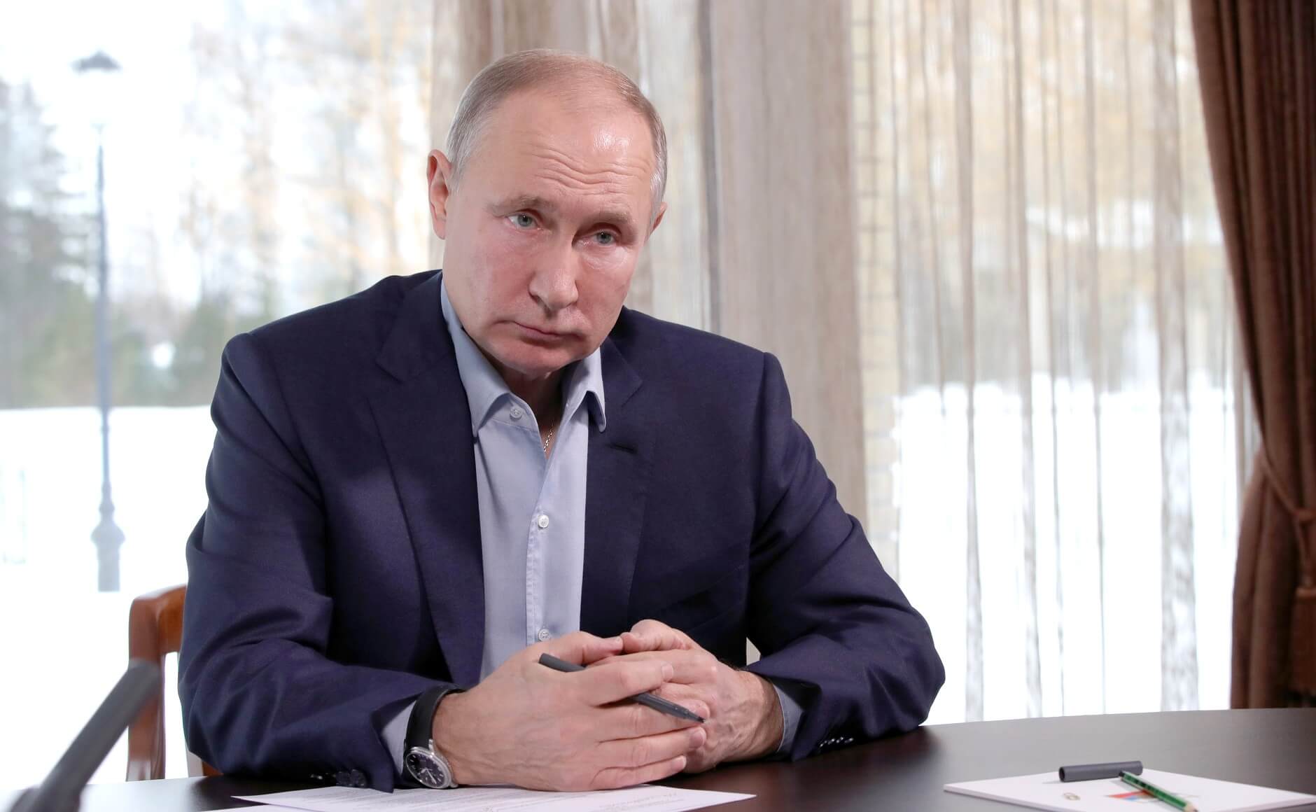 Путин привился вакциной против коронавируса