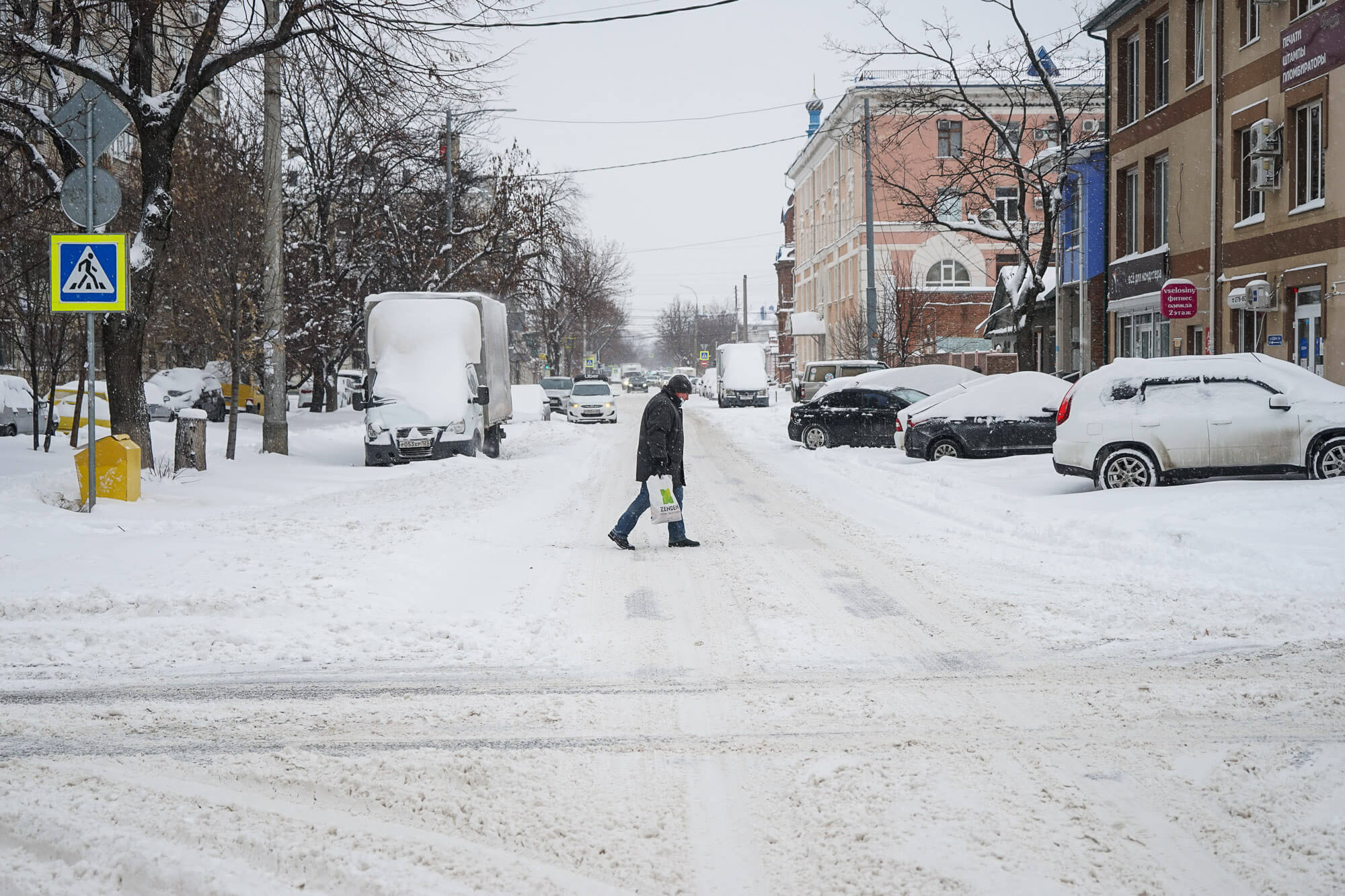 Краснодар улица Сормовская в снегу фото