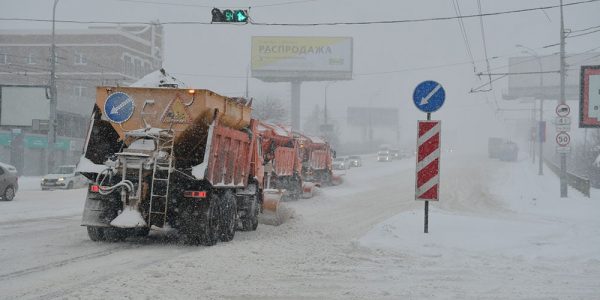 Для вывоза снега из Краснодара привлекут КамАЗы строительных компаний