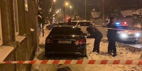 В Краснодаре задержали водителя Mercedes, который насмерть сбил пешехода