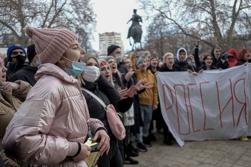 Экологическая организация провела несанкционированный митинг. Сторонники Навального фото. Последователи Навального. Волков штаб Навального. Несанкционированные митинги картинки.