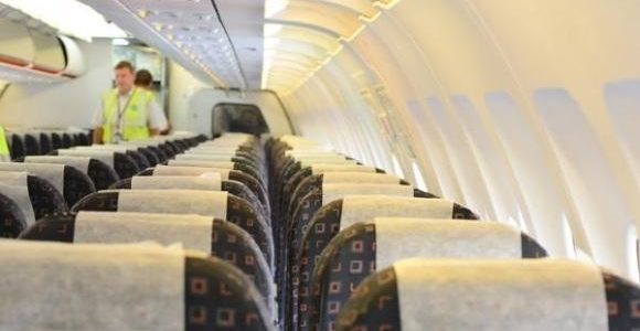 Летевший в Сочи самолет совершил экстренную посадку из-за плохого самочувствия пассажира