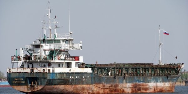 Причиной отравления моряков на судне в Керченском проливе могли стать химикаты