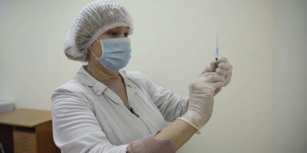 В Новороссийске появился первый мобильный пункт вакцинации от COVID-19