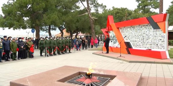 В Геленджике и Анапе прошли патриотические акции в честь Дня защитника Отечества