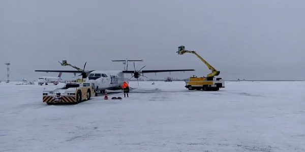 Аэропорт Краснодара готовится к прилету «Динамо» (Загреб), несмотря на снегопад