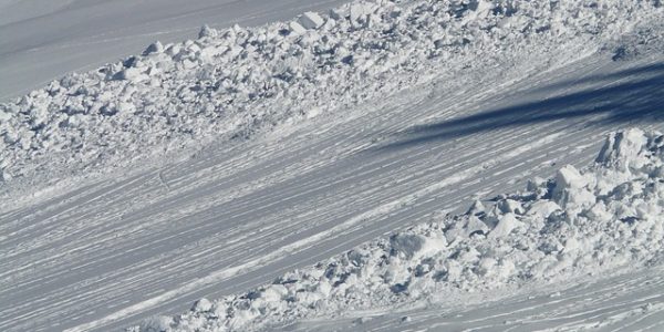 В Сочи на горнолыжных курортах сошли 4 лавины, трассы закрыли