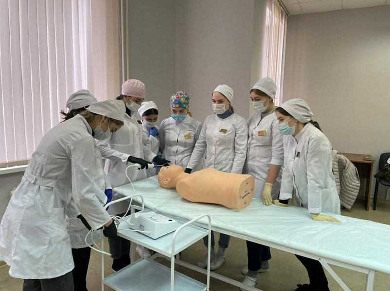 С начала года 348 медиков Кубани прошли обучение на муляжах пациентов