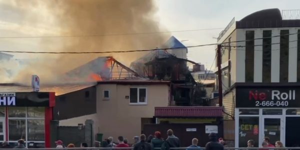 В Сочи произошел пожар в жилом одноэтажном доме в частном секторе