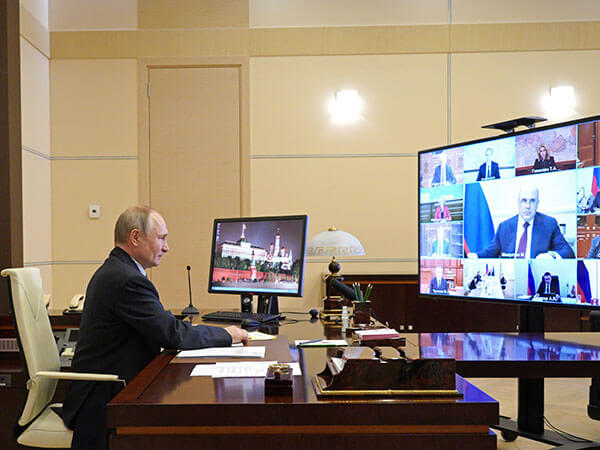 Путин: в Сочи пройдет серия совещаний по вопросам ОПК