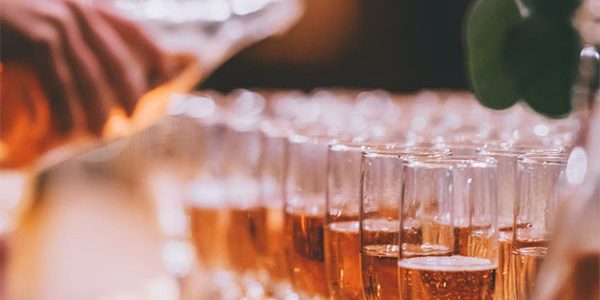 Кубань вошла в топ-5 регионов по объему розничных продаж шампанского в 2020 году