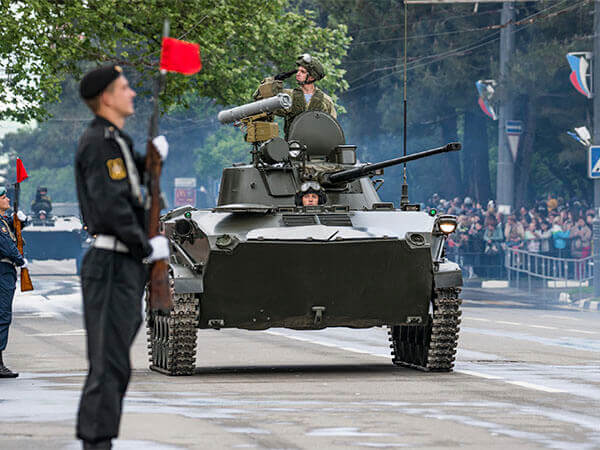 Военные парады в честь дня Победы пройдут в 28 городах России
