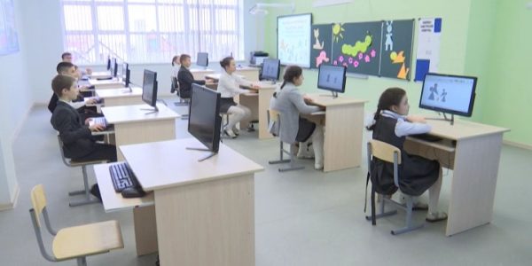 В школе № 2 Каневского района открыли новый корпус для начальных классов