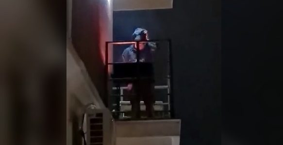 В Сочи жарившему на балконе шашлык мужчине грозит штраф
