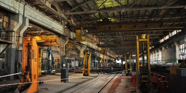 На заводе-банкроте в Армавире начали погашать долги по зарплатам