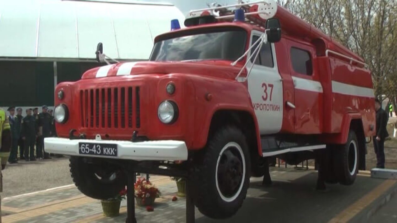 В Кавказском районе установили памятник пожарному автомобилю - 28 апреля,  2021 Все новости, Общество «Кубань 24»