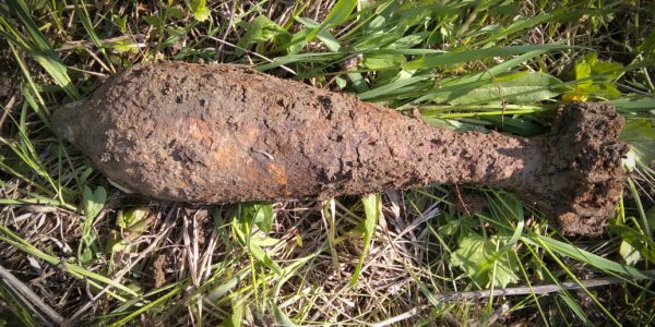 В Славянском районе около трубопровода нашли две минометные мины времен войны