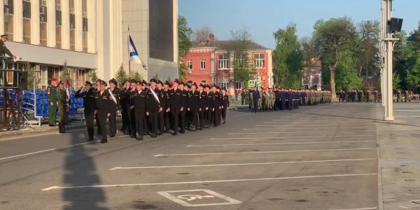 В Краснодаре прошла первая репетиция парада Победы