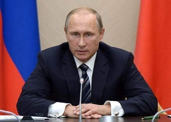 Путин подписал закон, запрещающий публичный показ изображений нацистов