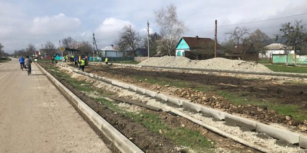 В Мостовском районе до конца года по нацпроекту приведут в порядок 4 территории